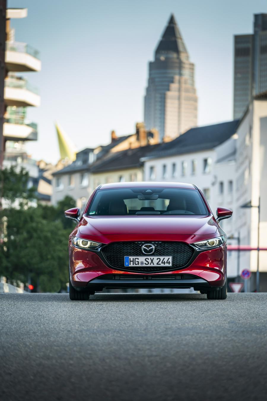  Mazda3 Skyactiv-X Hatchback (BP) 2019 года  (WW) (фото 9 из 34)